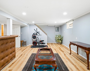 11246 S Whipple Street - Photo Thumbnail 11