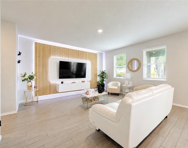 155 Honey Oak Lane - Photo Thumbnail 30
