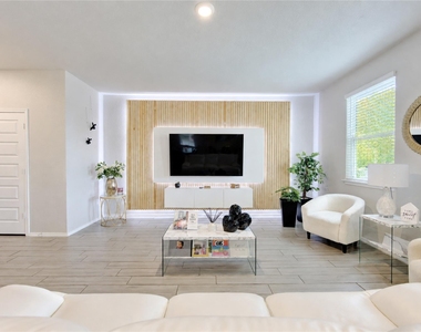 155 Honey Oak Lane - Photo Thumbnail 28