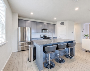 155 Honey Oak Lane - Photo Thumbnail 35