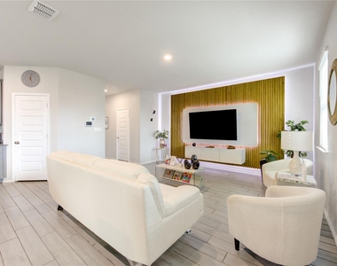 155 Honey Oak Lane - Photo Thumbnail 13