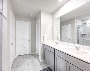 155 Honey Oak Lane - Photo Thumbnail 18