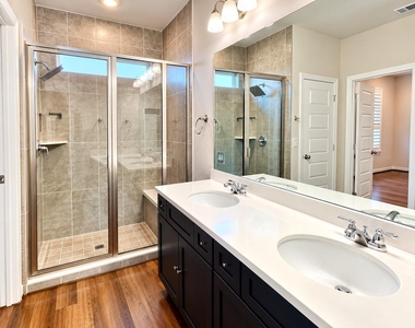 7823 Laurel Elm Court - Photo Thumbnail 8