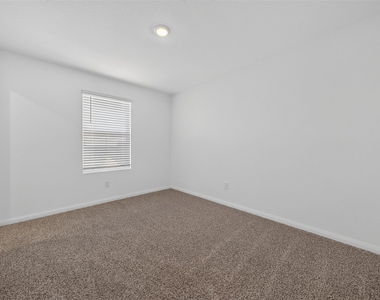 13070 Turret Bend Way - Photo Thumbnail 18