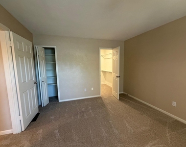 10103 Ash Fork Drive - Photo Thumbnail 22