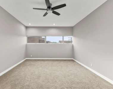712 Parker Street - Photo Thumbnail 15