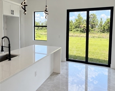 991 Plantation Road - Photo Thumbnail 8