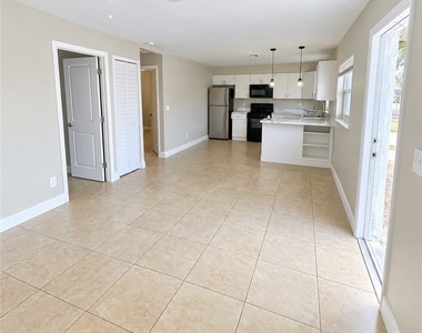 16910 Carmen Avenue - Photo Thumbnail 2