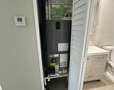 16910 Carmen Avenue - Photo Thumbnail 9