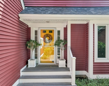 203 Straw Hill - Photo Thumbnail 1