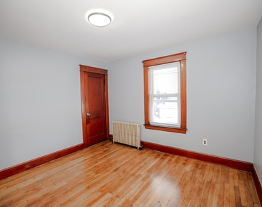 103 Walnut - Photo Thumbnail 10