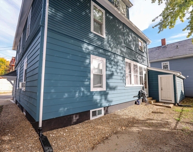 103 Walnut - Photo Thumbnail 17