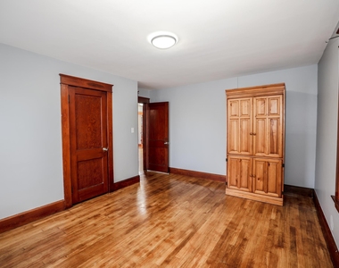103 Walnut - Photo Thumbnail 7