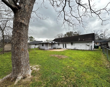 7718 Mosewood Street - Photo Thumbnail 12