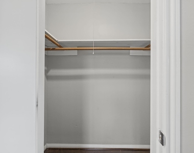 1318 Spillers Lane - Photo Thumbnail 27