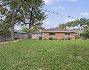 1318 Spillers Lane - Photo Thumbnail 32