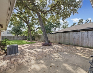 1318 Spillers Lane - Photo Thumbnail 28
