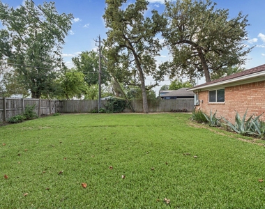 1318 Spillers Lane - Photo Thumbnail 34