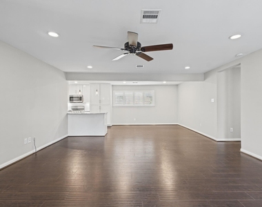 1318 Spillers Lane - Photo Thumbnail 8