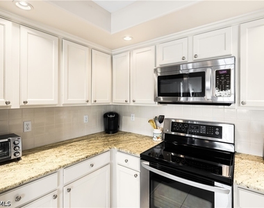 13936 Southampton Drive - Photo Thumbnail 5