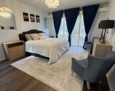 9239 Scarlette Oak Avenue - Photo Thumbnail 8