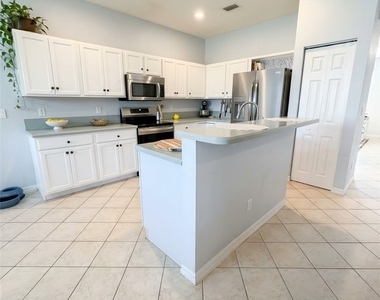 9239 Scarlette Oak Avenue - Photo Thumbnail 4