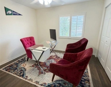 9239 Scarlette Oak Avenue - Photo Thumbnail 13