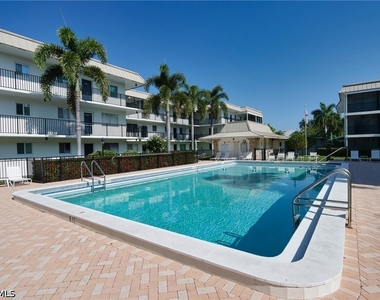 766 Central Avenue - Photo Thumbnail 13