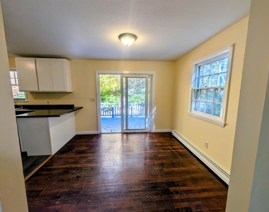 10 Petrin Heights - Photo Thumbnail 3