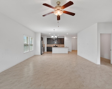 138 Meadow Grove Drive - Photo Thumbnail 17