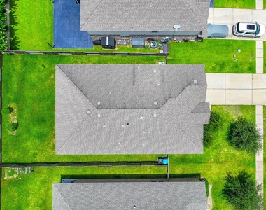 138 Meadow Grove Drive - Photo Thumbnail 36