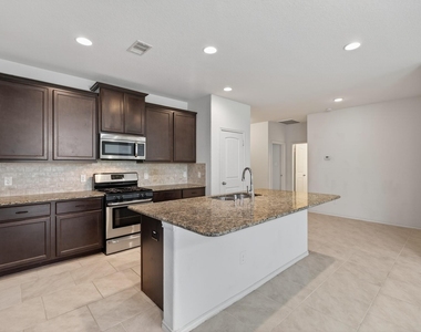 138 Meadow Grove Drive - Photo Thumbnail 10