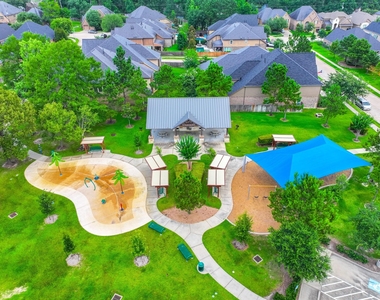 138 Meadow Grove Drive - Photo Thumbnail 33
