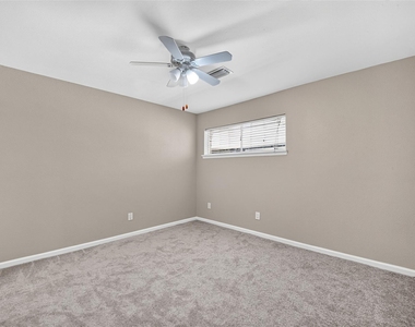 6038 Cartagena Street - Photo Thumbnail 29