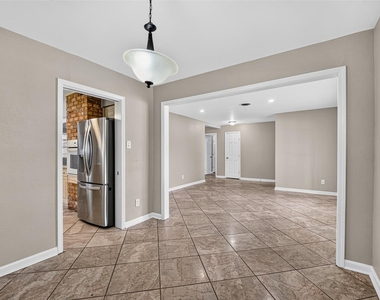 6038 Cartagena Street - Photo Thumbnail 9