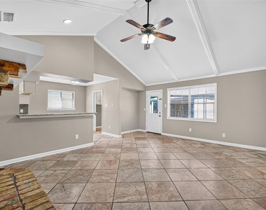 6038 Cartagena Street - Photo Thumbnail 10