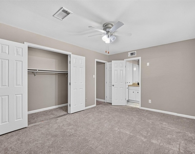 6038 Cartagena Street - Photo Thumbnail 33