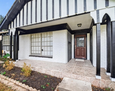 6038 Cartagena Street - Photo Thumbnail 3