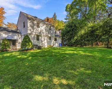 16 Hillcrest - Photo Thumbnail 22