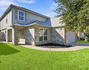 11007 Bauer Elm Street - Photo Thumbnail 4