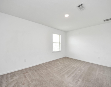 1312 Ventura Creek Drive - Photo Thumbnail 9