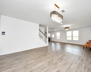 1312 Ventura Creek Drive - Photo Thumbnail 38