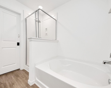1312 Ventura Creek Drive - Photo Thumbnail 16