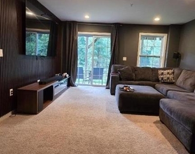 83 Sequoia - Photo Thumbnail 28