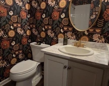 83 Sequoia - Photo Thumbnail 14