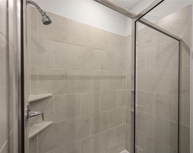 16335 Airborne Arch Lane - Photo Thumbnail 18