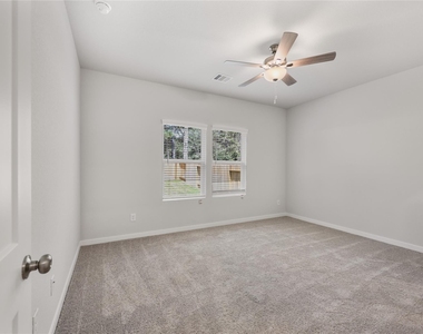 16335 Airborne Arch Lane - Photo Thumbnail 15