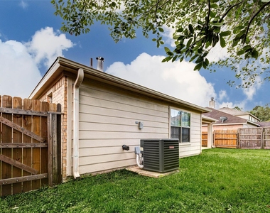 21211 Arcadia Park Lane - Photo Thumbnail 16