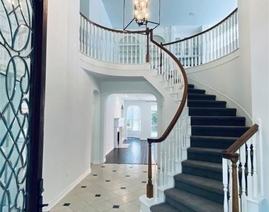 5510 Cherry Creek Bend Court - Photo Thumbnail 4