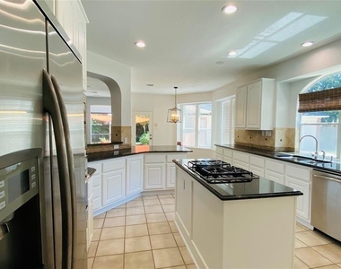5510 Cherry Creek Bend Court - Photo Thumbnail 6